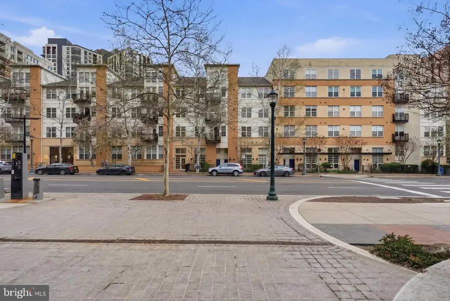 1201 E West Hwy #332, Silver Spring, MD 20910 - #3