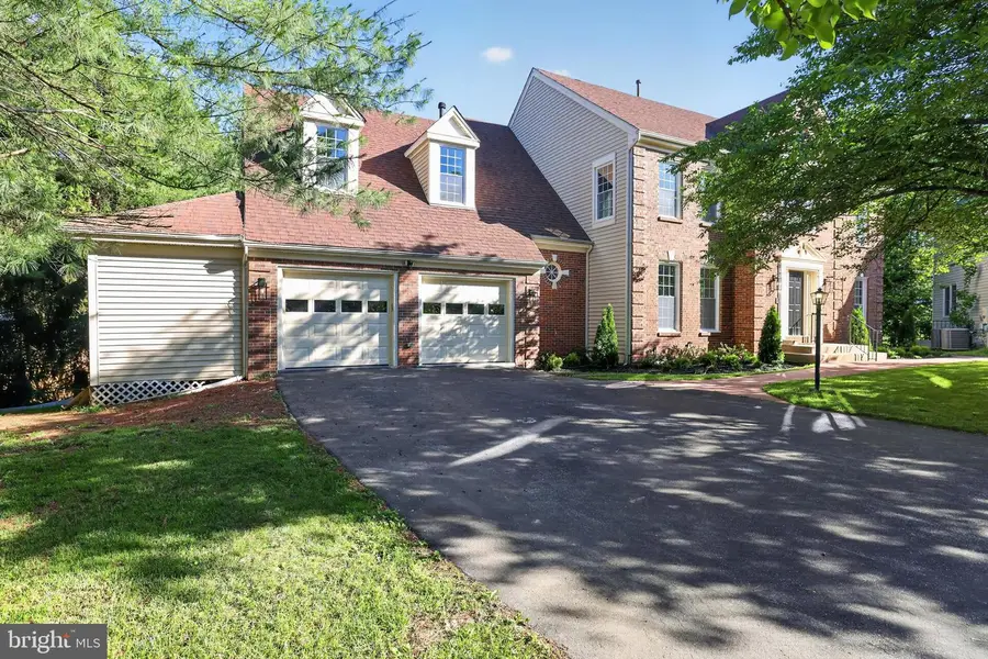 11 Argosy Ct, Gaithersburg, MD 20878 - #2