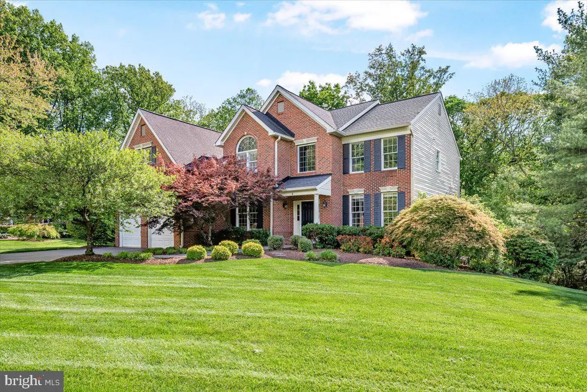 4 Deer Trail Ct, Gaithersburg, MD 20878 - #1