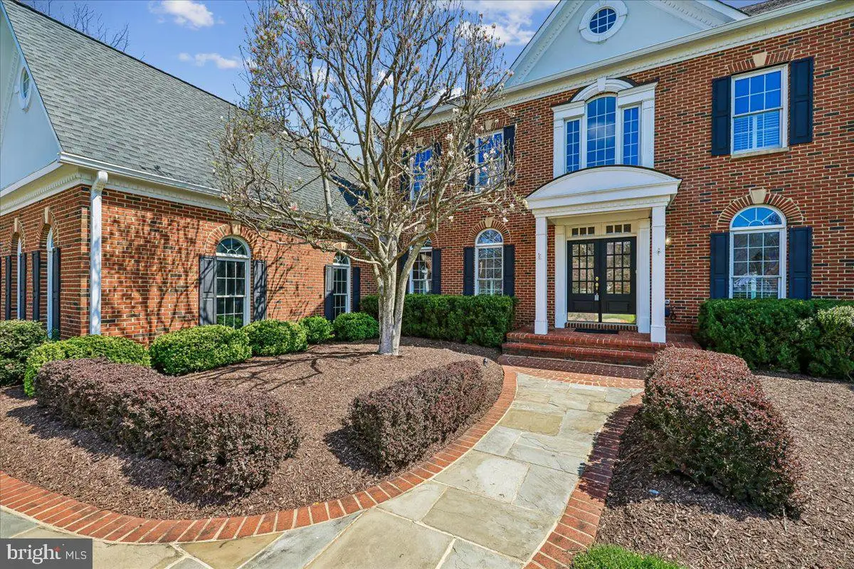 15200 Country Glen Ct, Darnestown, MD 20878 - #1