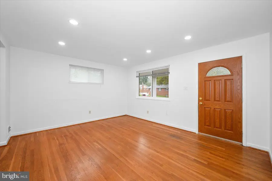 11110 Rock Rd, Rockville, MD 20852 - #3