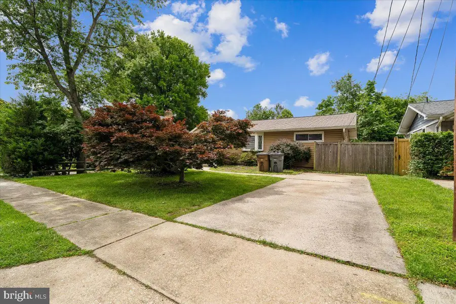 727 Grandin Ave, Rockville, MD 20850 - #2