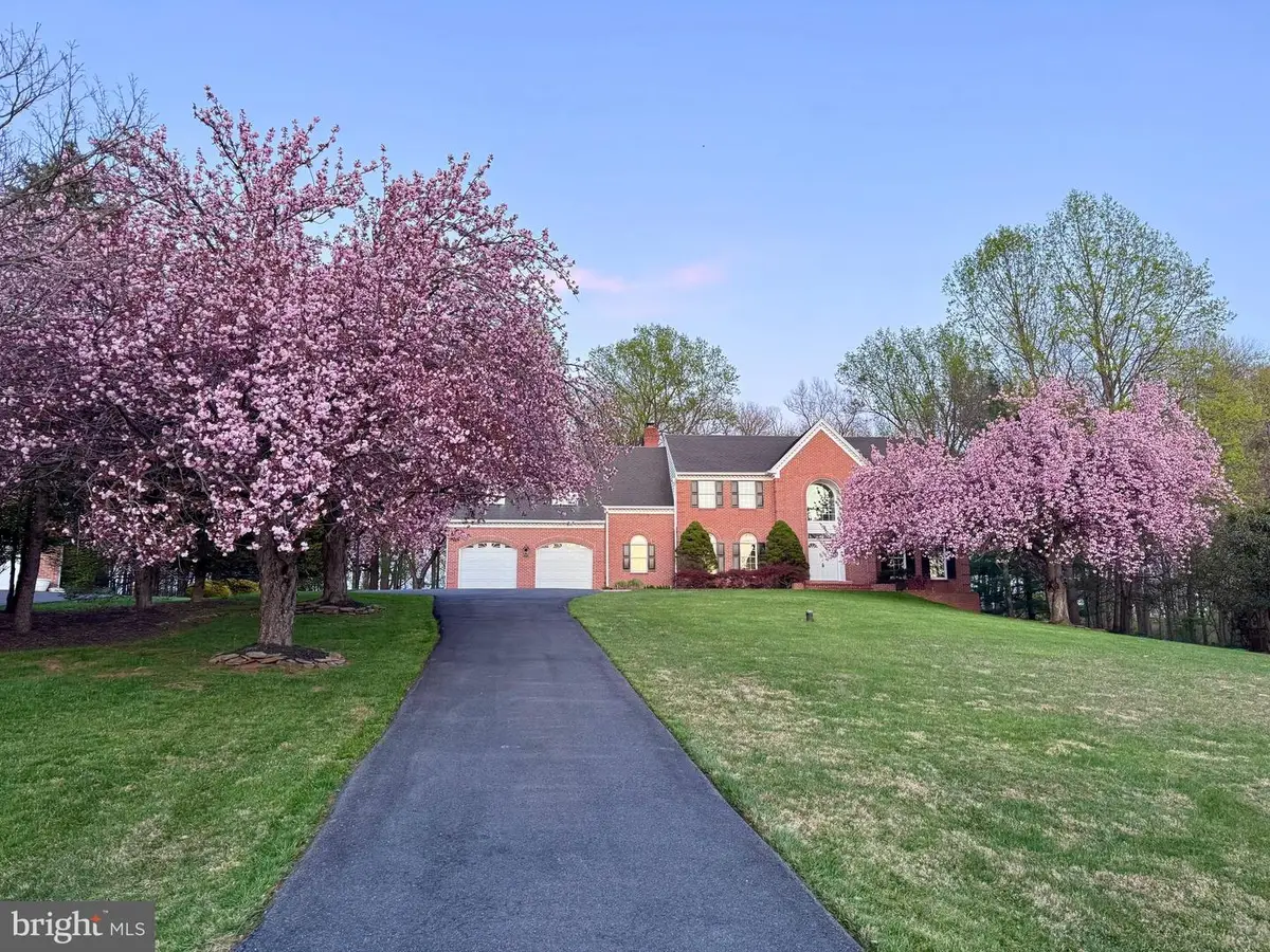 18117 Hayloft Dr, Rockville, MD 20855 - #1