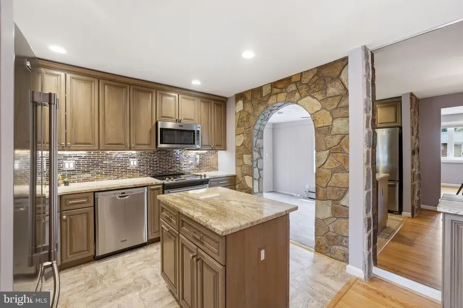 10713 Gregory St, Silver Spring, MD 20901 - #3