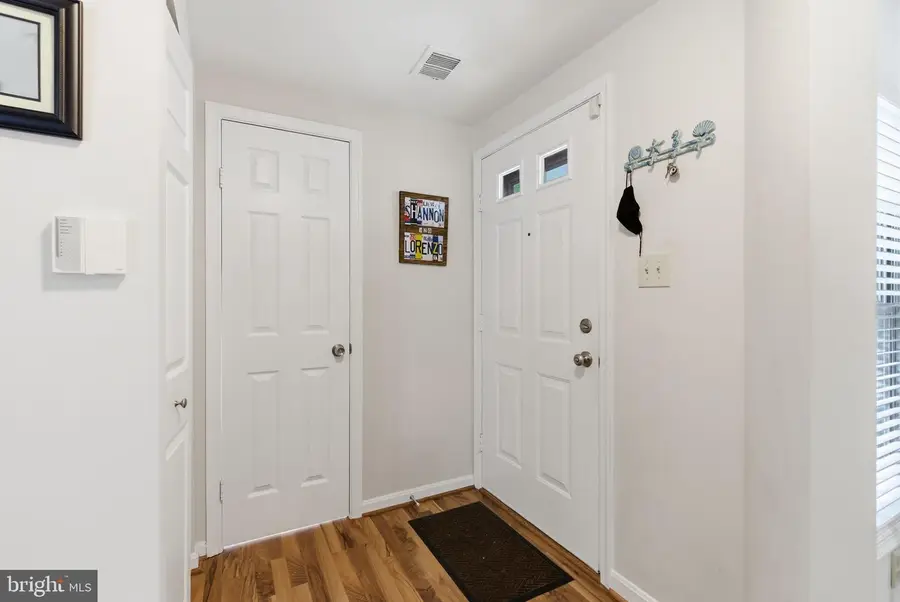 25 Bronco Ct #286-c, Germantown, MD 20874 - #3