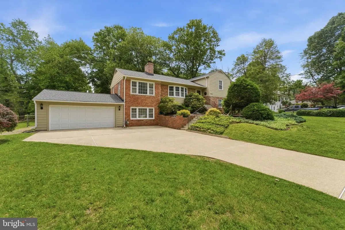 12719 Two Farm Dr, Silver Spring, MD 20904 - #1