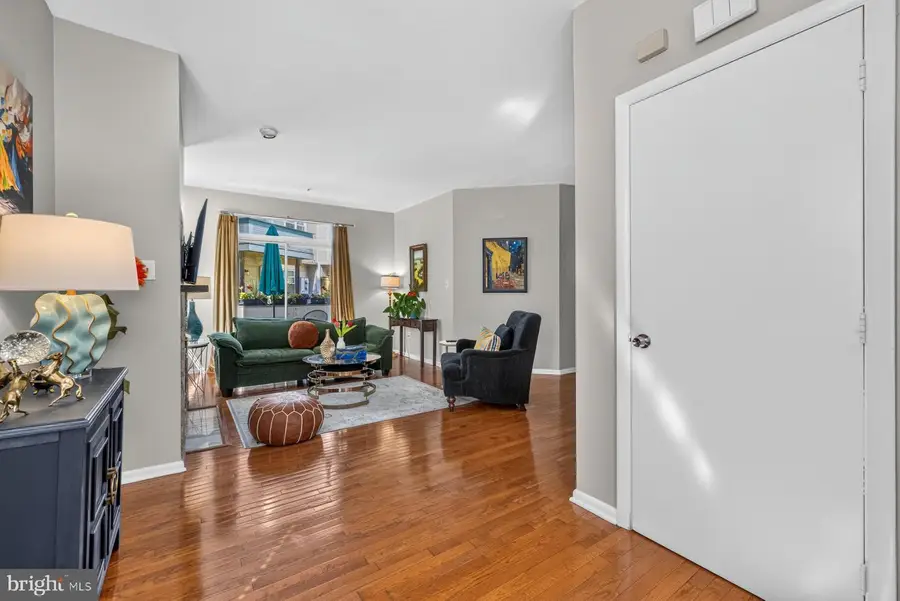 10323 Royal Woods, Montgomery Village, MD 20886 - #2