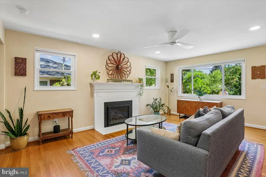 5113 Flanders Ave, Kensington, MD 20895 - #3