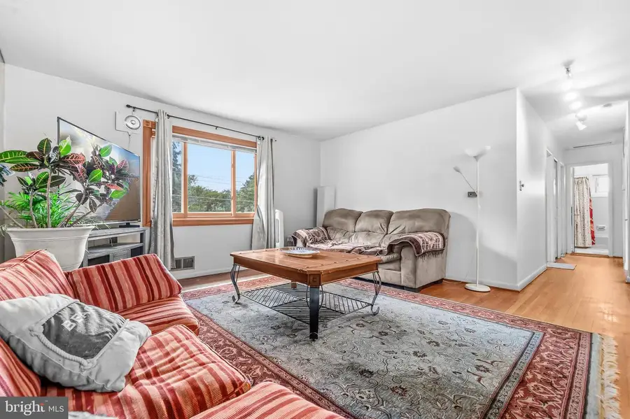 4116 Fogel Ln, Silver Spring, MD 20906 - #3