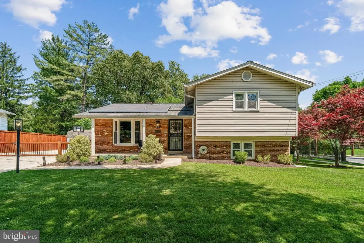 716 Carter Rd, Rockville, MD 20852 - #1