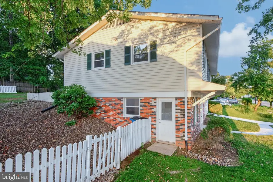 4305 Bel Pre Rd, Rockville, MD 20853 - #2