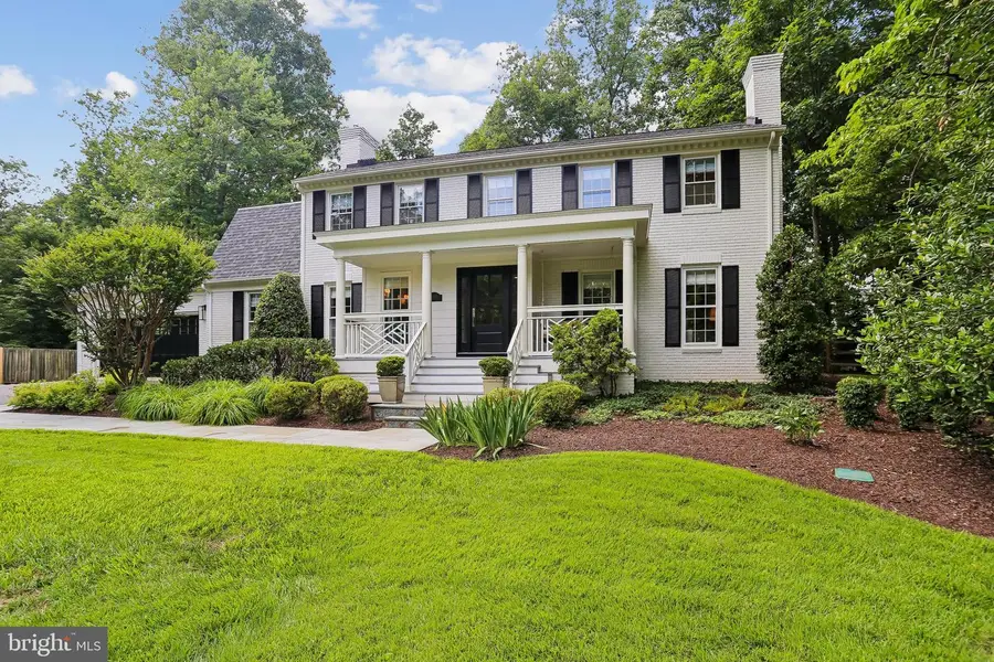 11220 Willowbrook Dr, Potomac, MD 20854 - #2