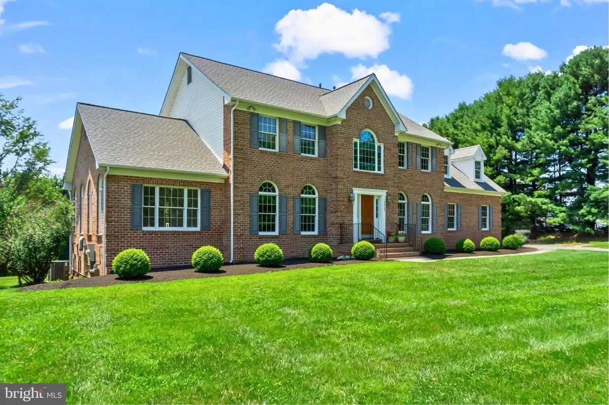 14430 Seneca Rd, Darnestown, MD 20874 - #1