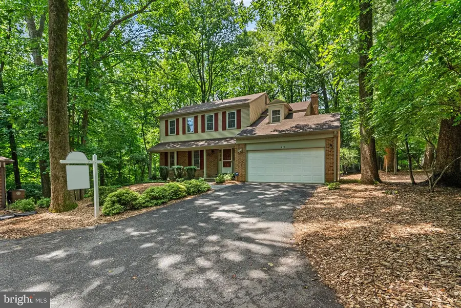 419 Watts Branch Pkwy, Potomac, MD 20854 - #2