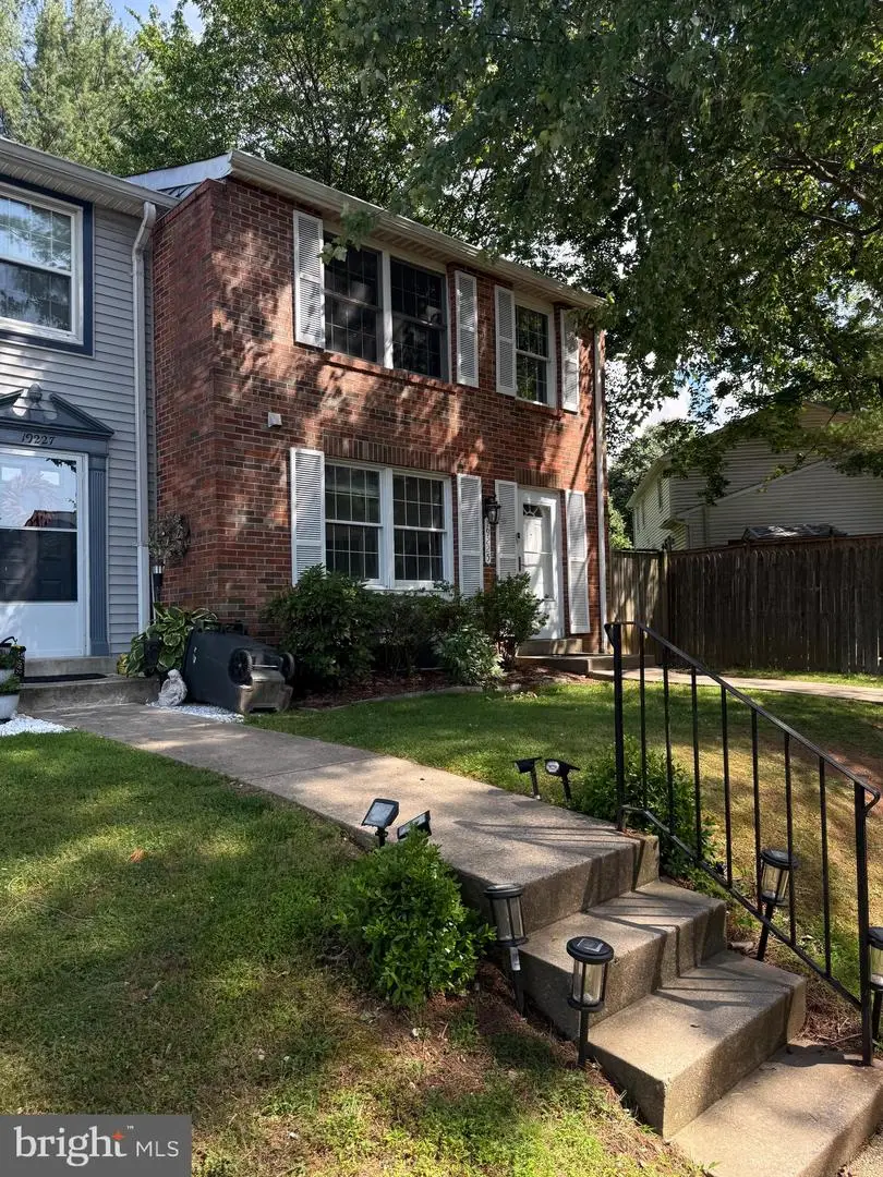 19225 Warrior Brook Dr, Germantown, MD 20874 - #1