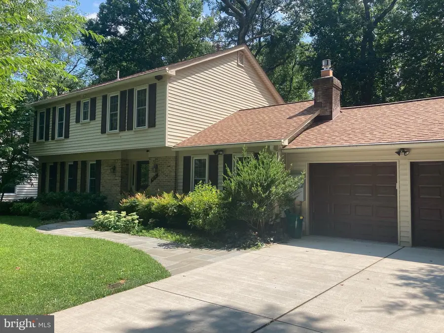 8224 Lakenheath Way, Potomac, MD 20854 - #3
