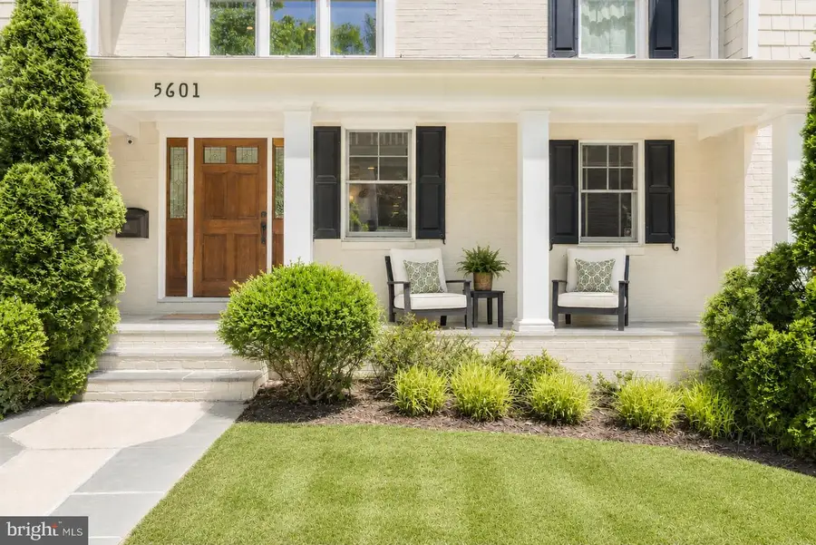 5601 Vernon Pl, Bethesda, MD 20817 - #3