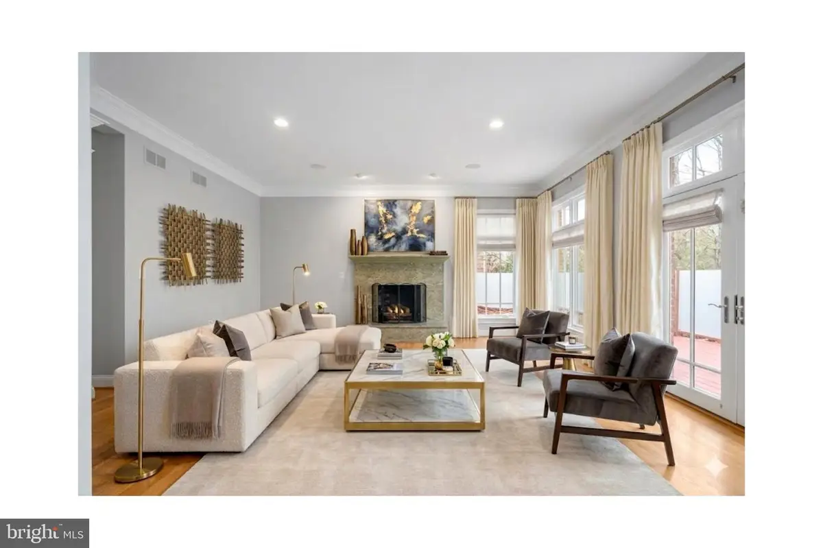 6723 Honesty Dr, Bethesda, MD 20817 - #1