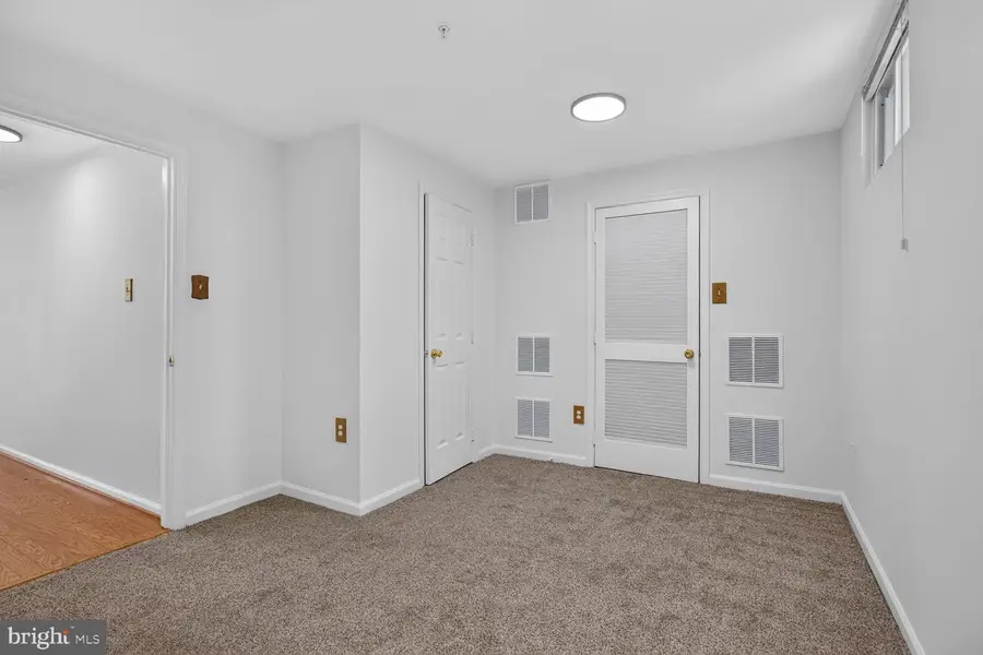 14816 Cross River Ct, Burtonsville, MD 20866 - #3