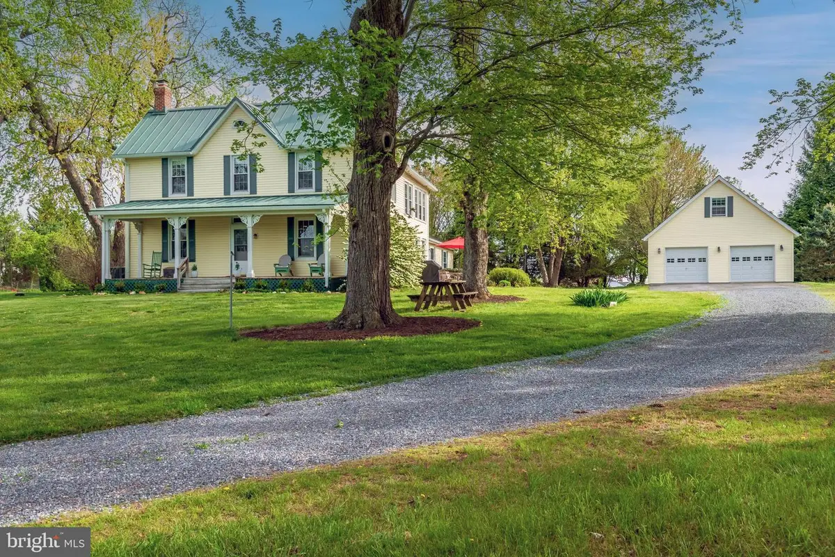 21901 New Hampshire Ave, Brookeville, MD 20833 - #1