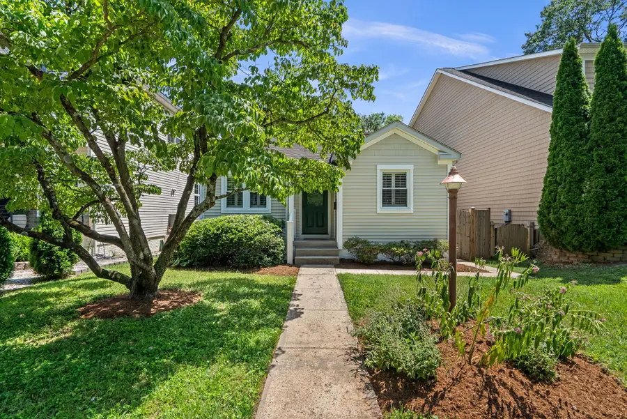 513 Park Rd, Rockville, MD 20850 - #2