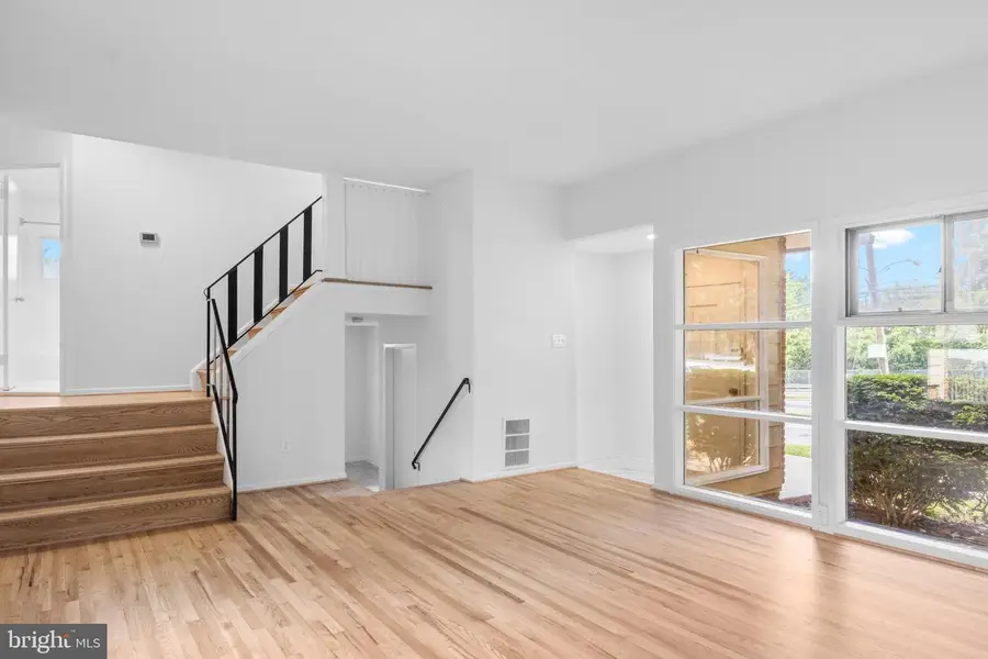 2302 Veirs Mill Rd, Rockville, MD 20851 - #3