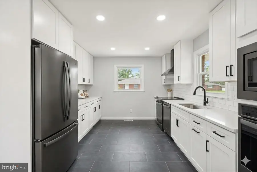 1006 Scott Ave, Rockville, MD 20851 - #3