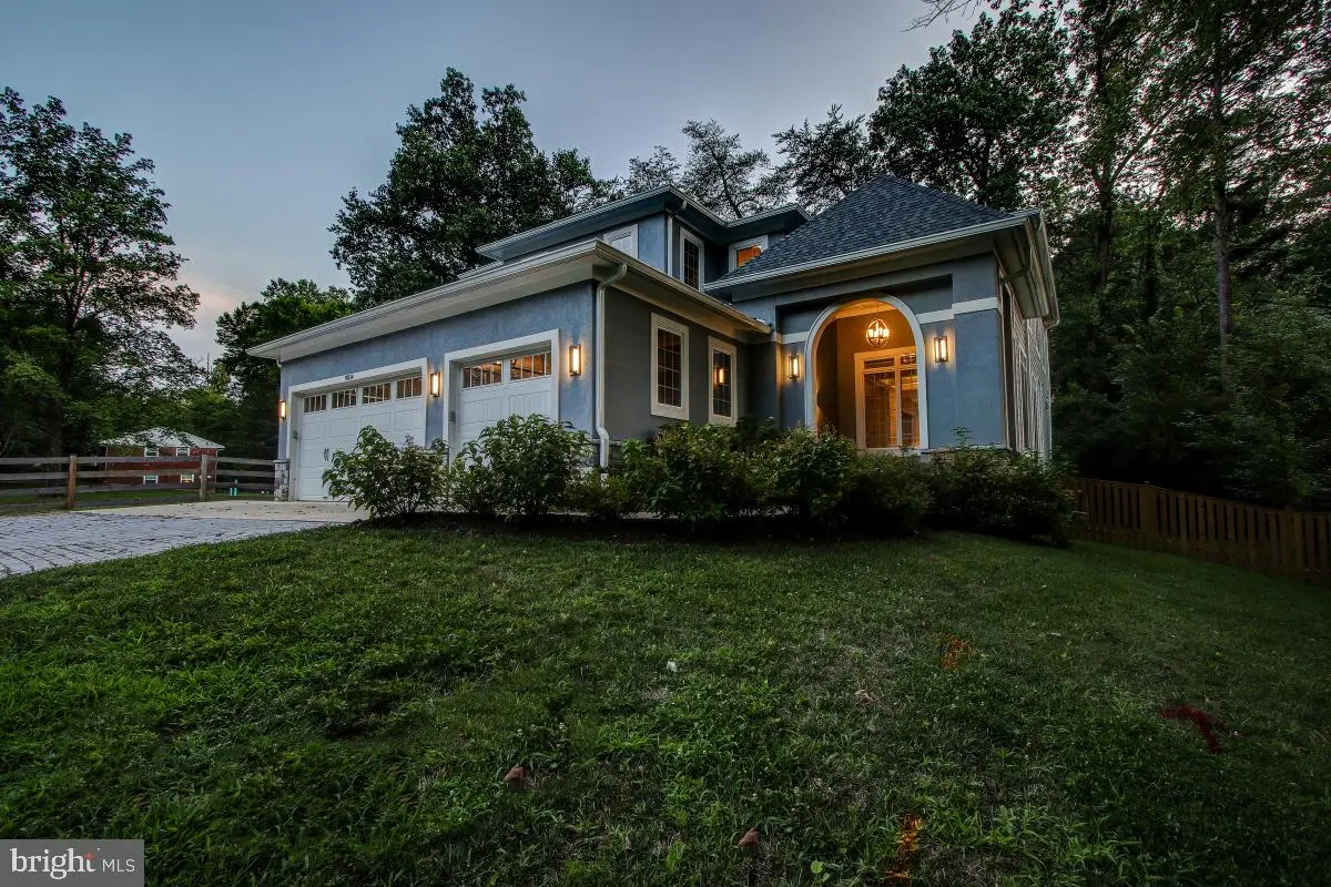 9814 Fernwood Rd, Bethesda, MD 20817 - #1