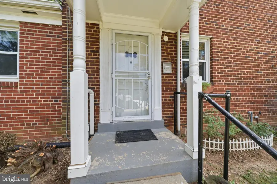 11931 Centerhill St, Silver Spring, MD 20902 - #2