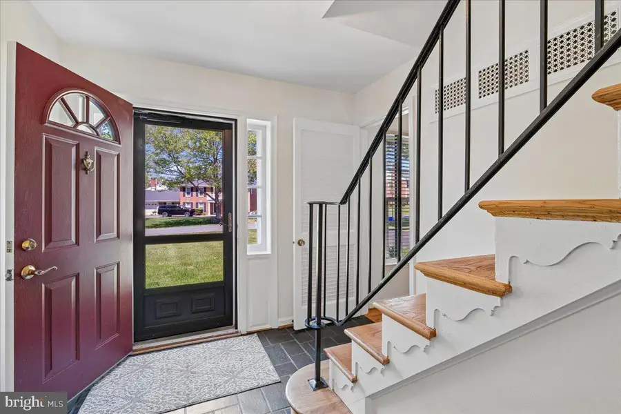 4716 Sunflower Dr, Rockville, MD 20853 - #2