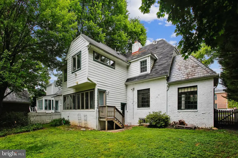 4602 Derussey Pkwy, Chevy Chase, MD 20815 - #2