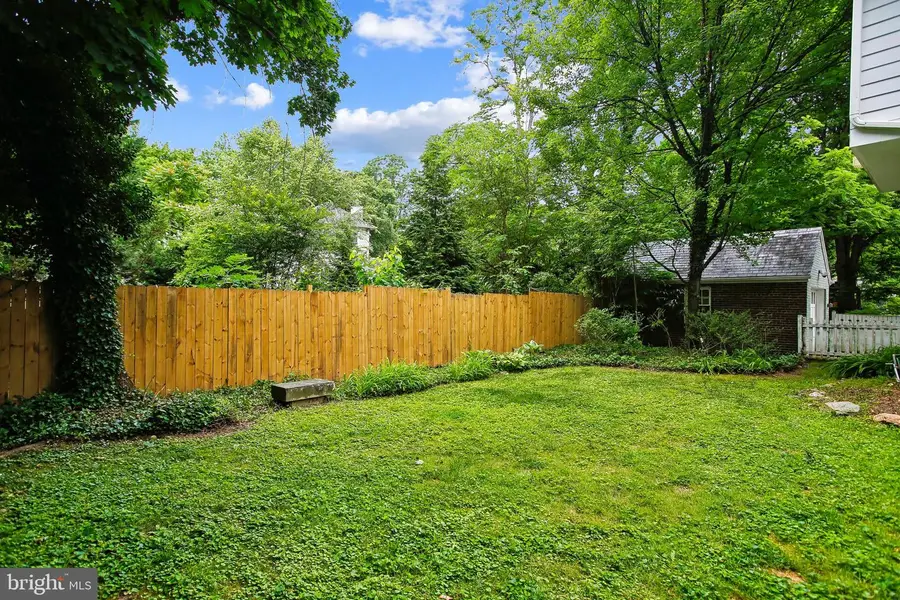 4602 Derussey Pkwy, Chevy Chase, MD 20815 - #3