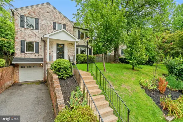 3202 Coquelin Ter, CHEVY CHASE, MD 20815