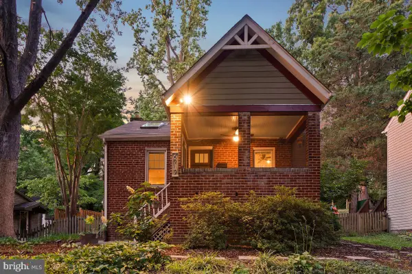 6717 Poplar Ave, TAKOMA PARK, MD 20912