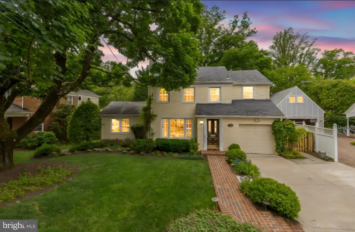 7822 Moorland Ln, Bethesda, MD 20814 - #1