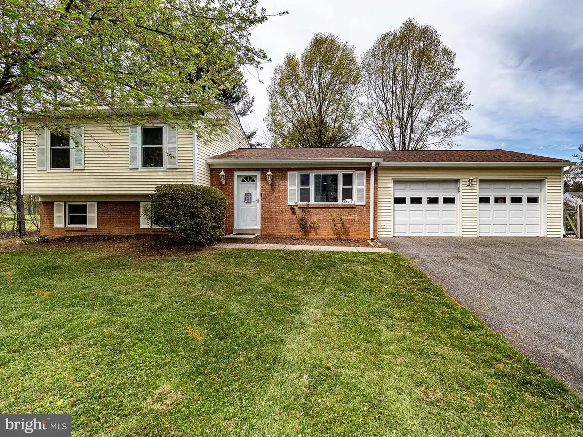 13517 Winterspoon Ln, Germantown, MD 20874 - #1
