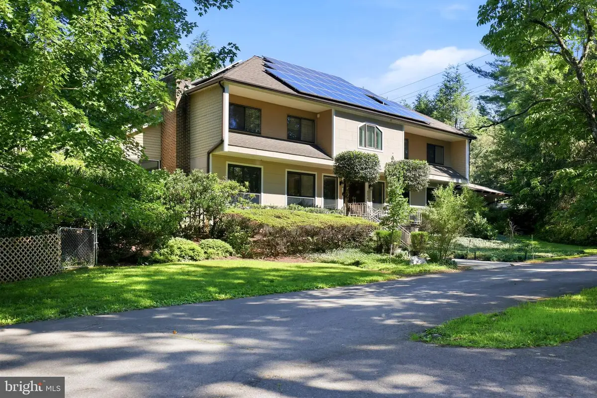 8578 Brickyard Rd, Potomac, MD 20854 - #1
