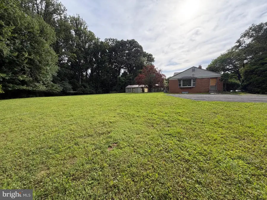 913 Windmill Ln, Silver Spring, MD 20905 - #2