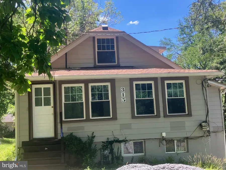 315 Circle Ave, Takoma Park, MD 20912 - #2