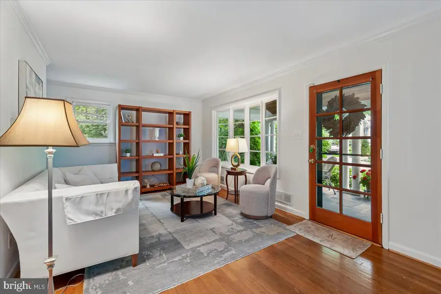 3314 Camalier Dr, Chevy Chase, MD 20815 - #3