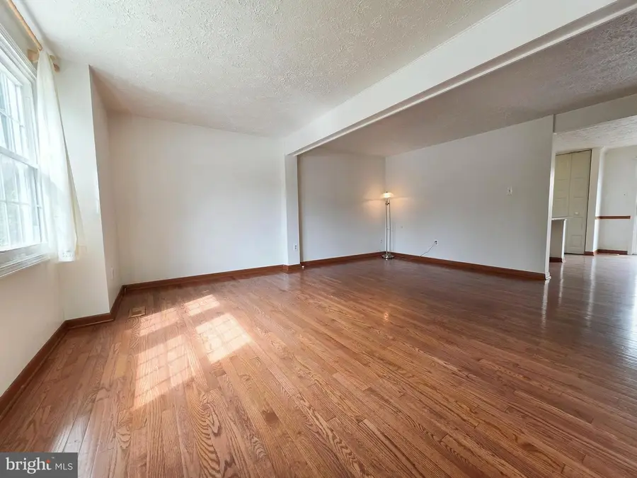 202 Curry Ford Ln, Gaithersburg, MD 20878 - #3