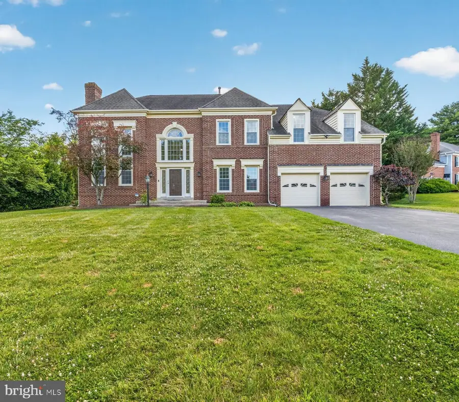 17536 Applewood Ln, Rockville, MD 20855 - #2