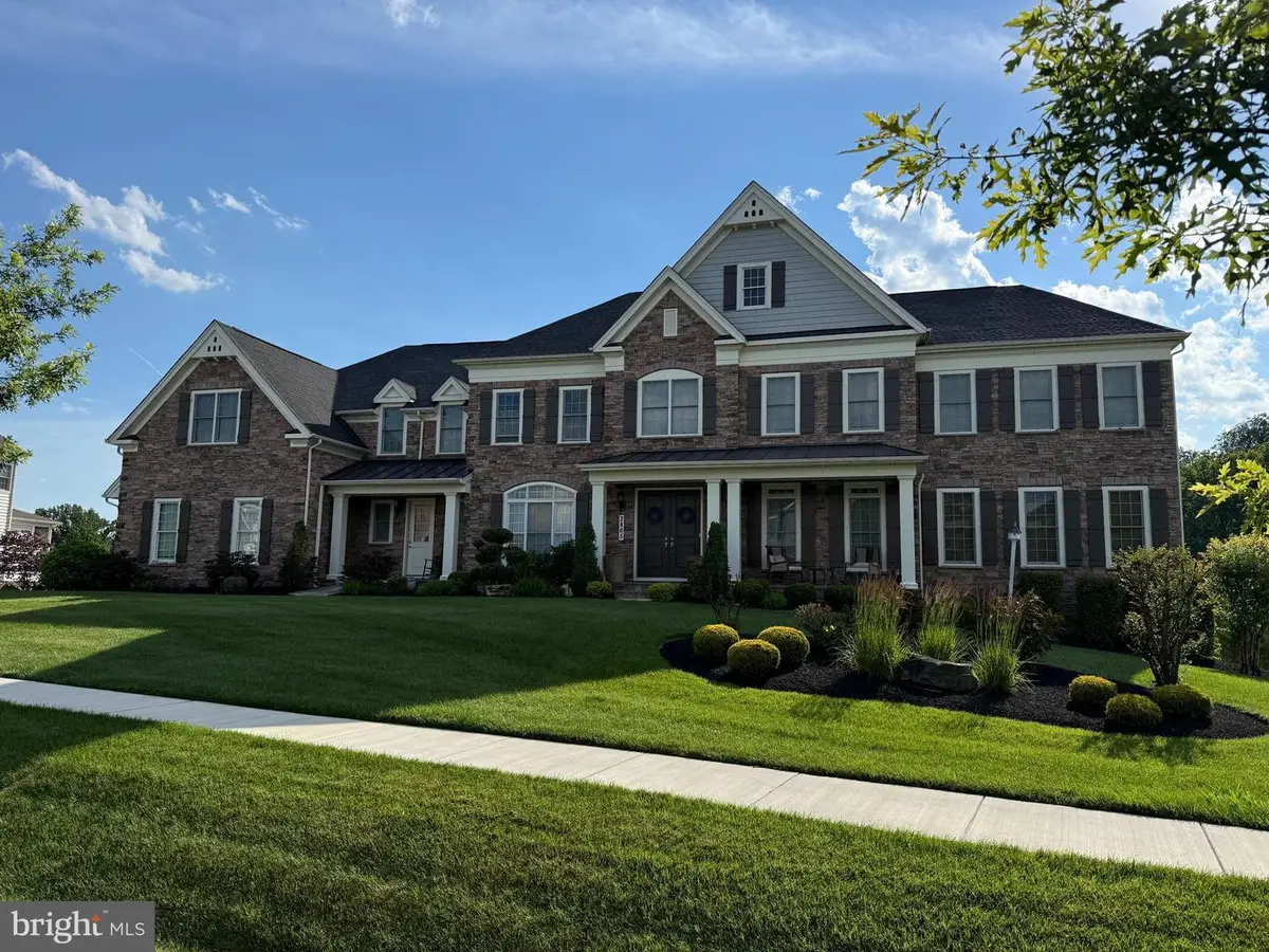 2865 Seabiscuit Dr, Olney, MD 20832 - #1