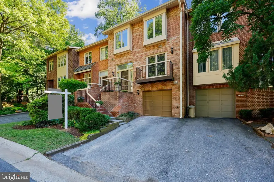5904 Valerian Ln, Rockville, MD 20852 - #2
