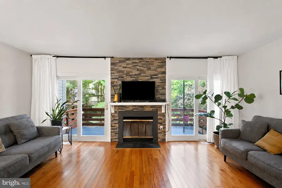 19242 Wheatfield Ter, Gaithersburg, MD 20879 - #2