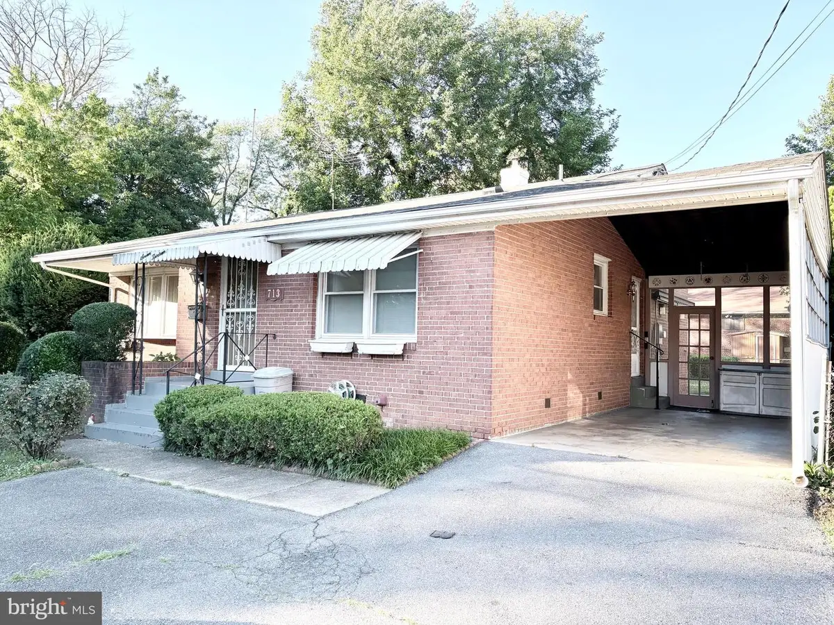 713 University Blvd W, Silver Spring, MD 20901 - #1