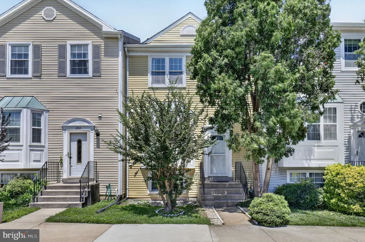 870 Bayridge Dr, Gaithersburg, MD 20878 - #1