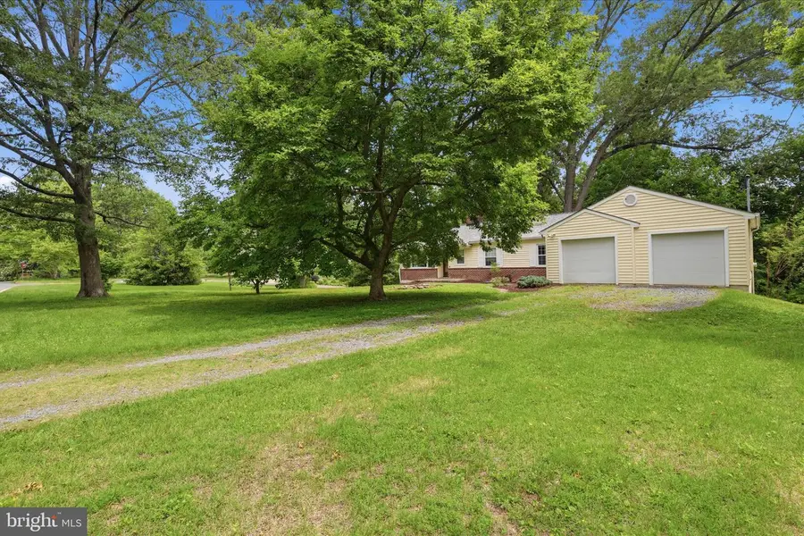 9631 Hawick Ln, Kensington, MD 20895 - #3