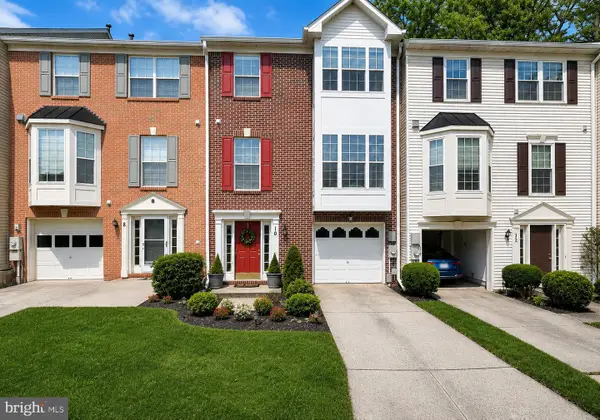 10 Augustine Ct, GAITHERSBURG, MD 20879