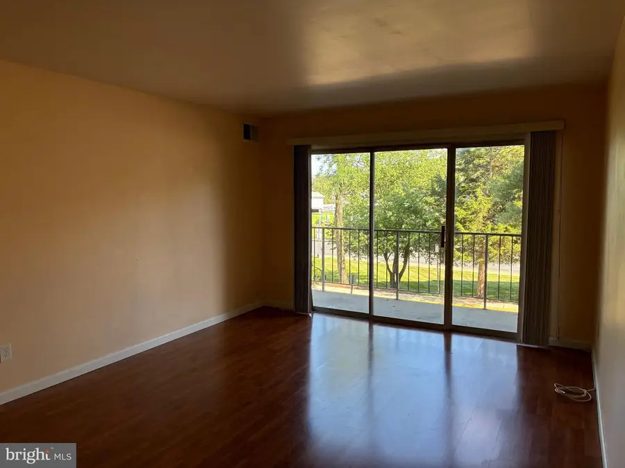 11903 Parklawn Dr #102, Rockville, MD 20852 - #3